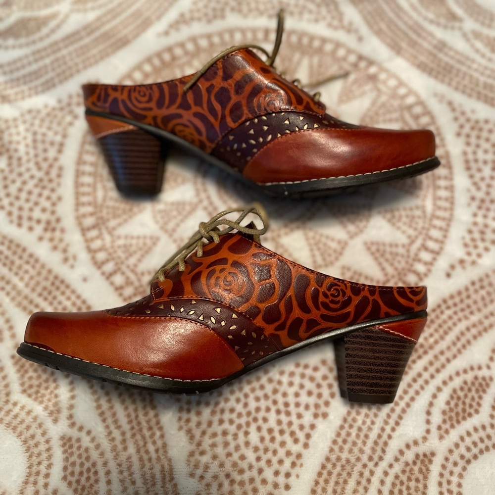 Corky’s women’s shoes size 8